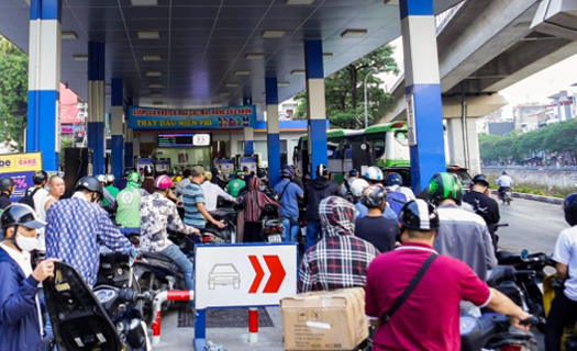Thu thuế môi trường xăng dầu không có lợi cho người dân, DN
